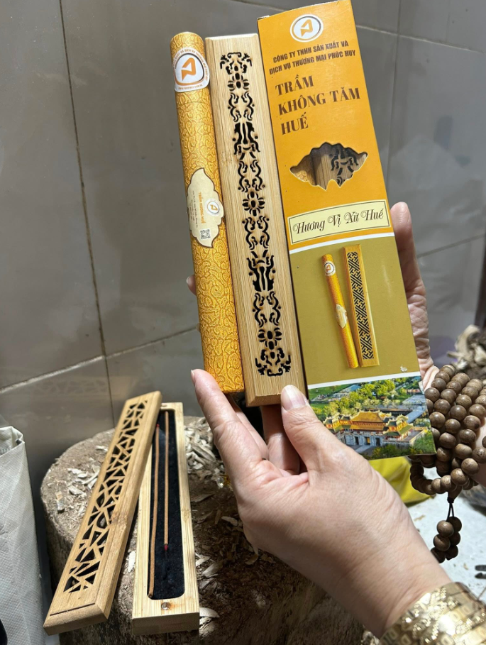 Tại sao lại chọn nhang trầm hương để xông nhà 